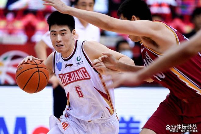 kaiyun-包含里程碑夜！浙江稠州临场应变，意甲加时末段刷纪录，更衣室稳定，赛程密集仍需轮换的词条