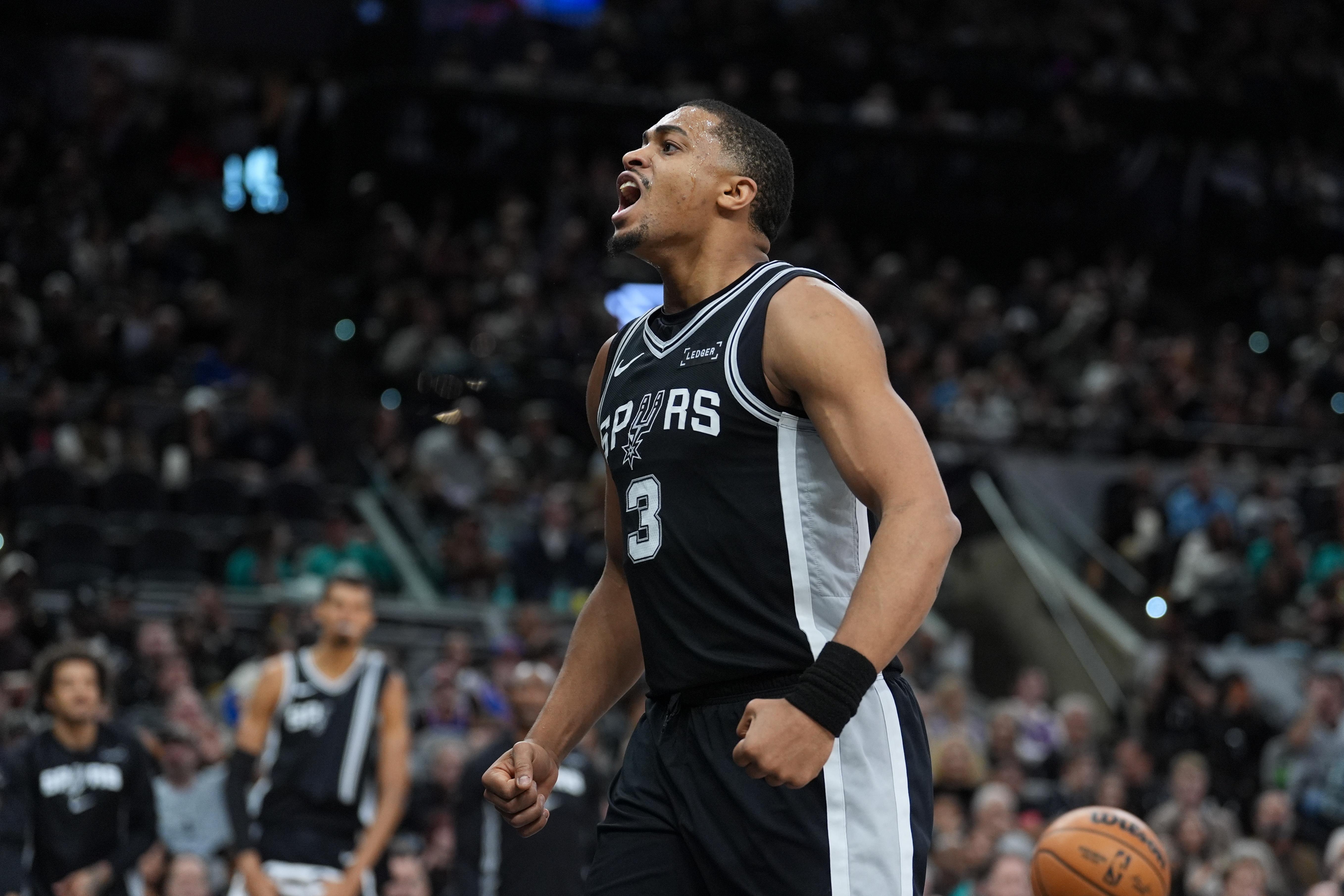 开云娱乐-圣安东尼奥马刺迎全明星赛关键赛，今晨主帅复盘，赛场秩序良好，球队文化再被提及的简单介绍