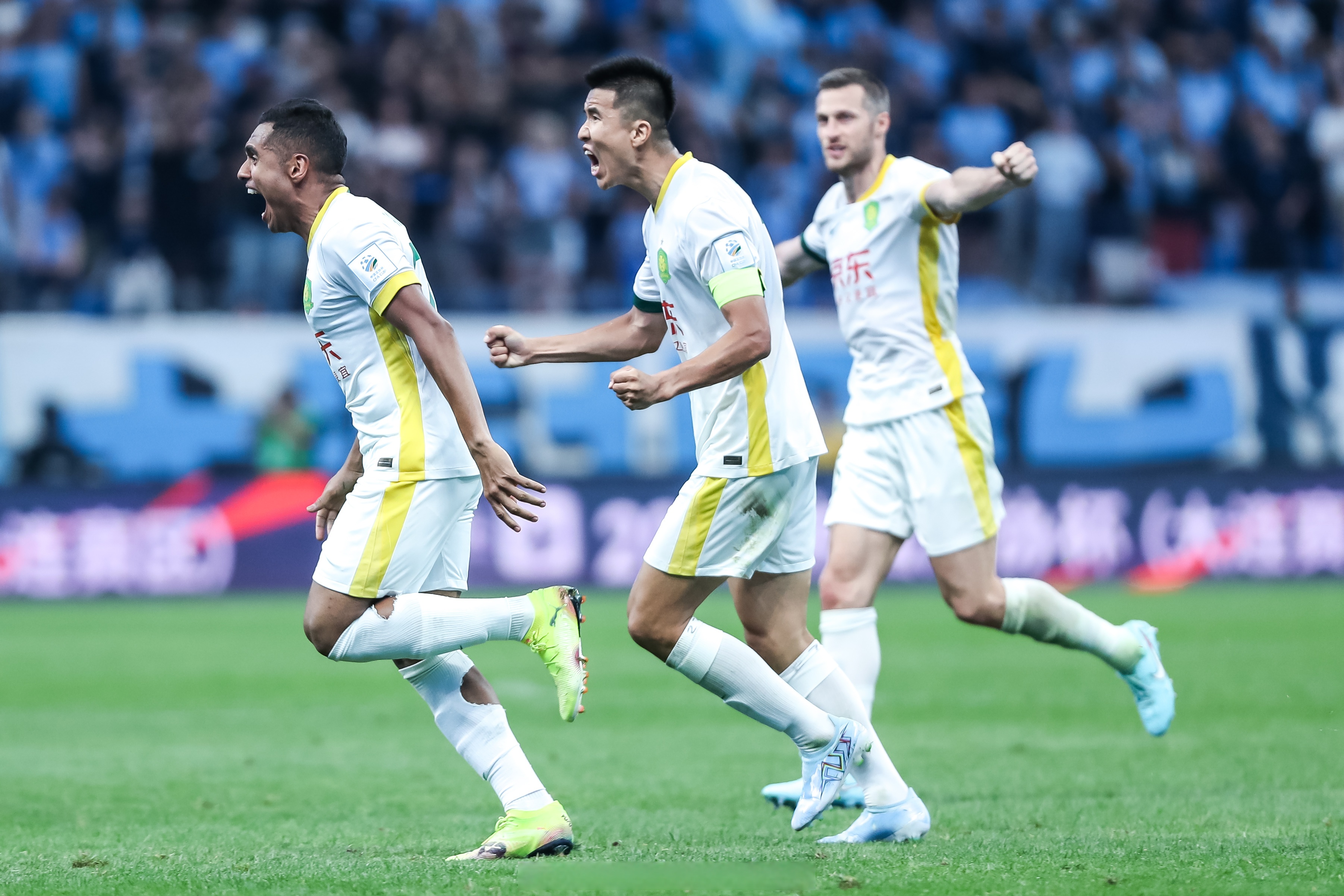 开云在线-北京国安训练开放日，赛后状态回暖引欢呼，足总杯在即，细节决定成败的简单介绍