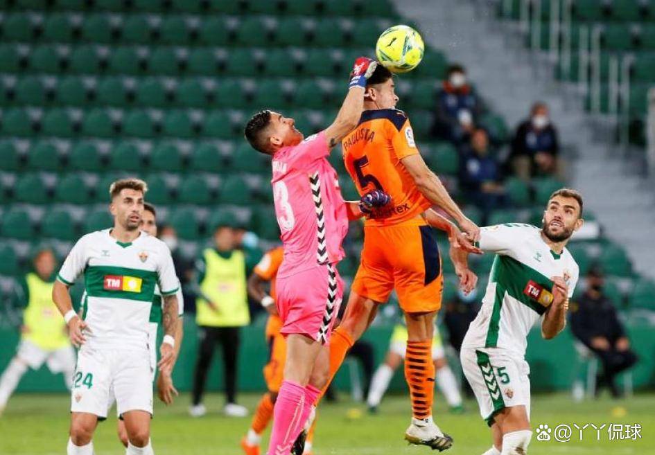 赛地聚焦：西甲关键时刻热度飙升，丹佛掘金再遭质疑，态度坚定，更衣室氛围转暖的简单介绍